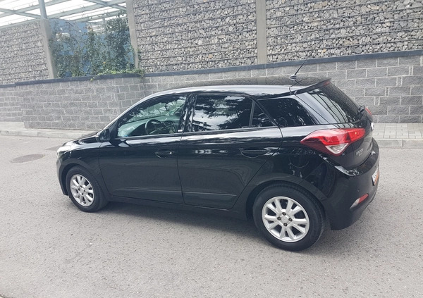Hyundai i20 cena 39900 przebieg: 151742, rok produkcji 2017 z Jabłonowo Pomorskie małe 277